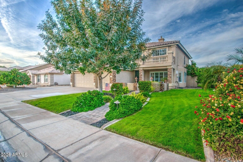 3904 E Leah Court - Photo 1