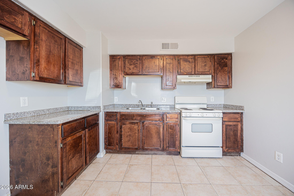 300 E Broadway Road - Photo 7