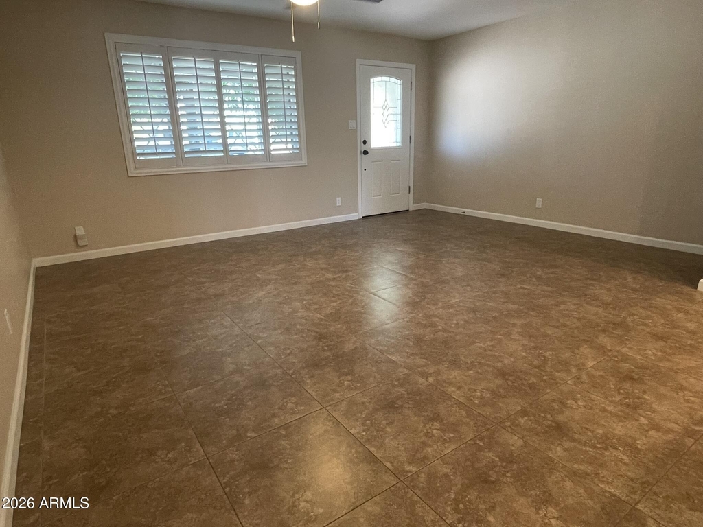 27 E Mckinley Street - Photo 3
