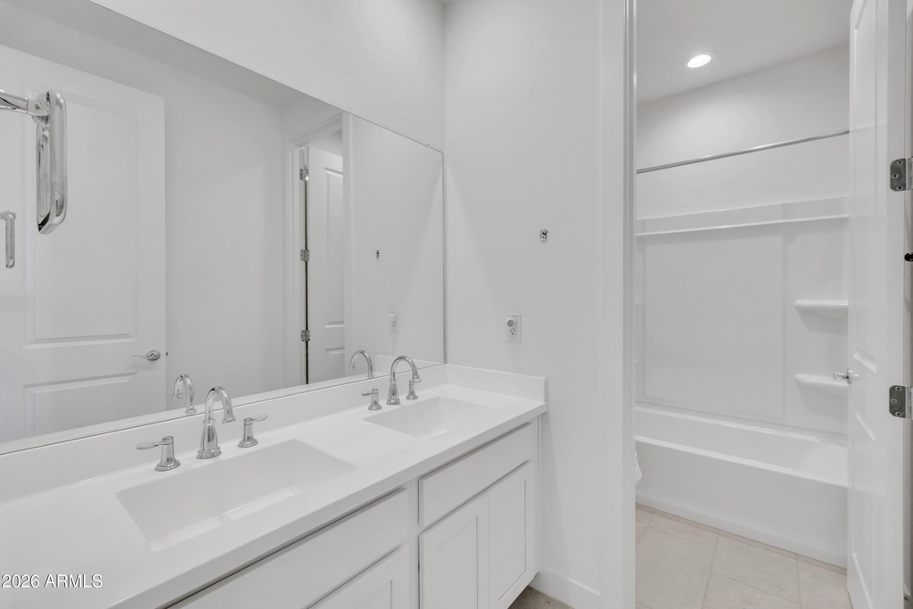 3298 W Garnet Street - Photo 56