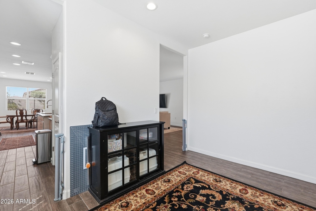 30558 W Clarendon Avenue - Photo 19