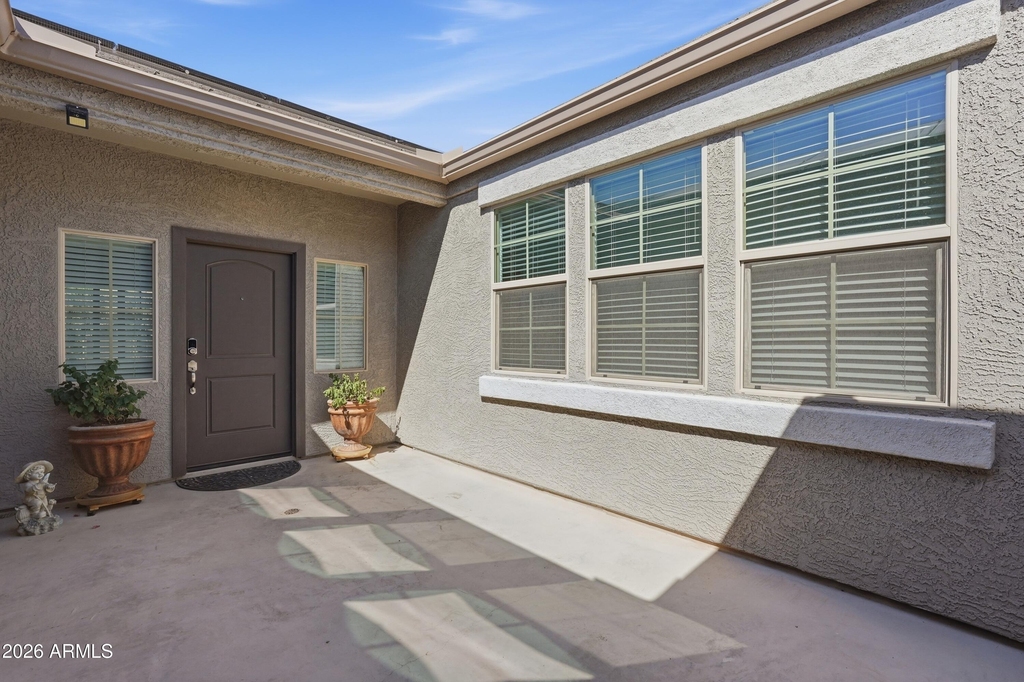 30558 W Clarendon Avenue - Photo 3