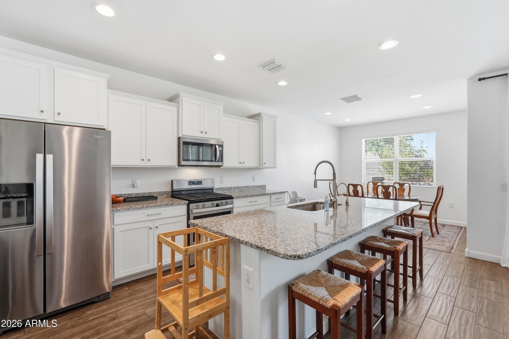 30558 W Clarendon Avenue - Photo 12