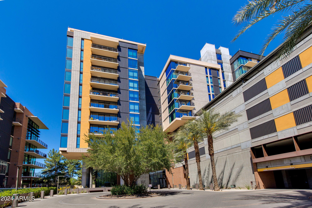 200 W Portland Street - Photo 1