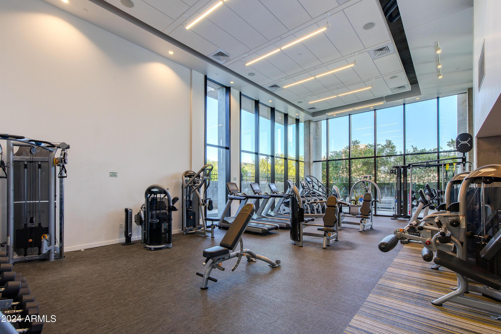 200 W Portland Street - Photo 16
