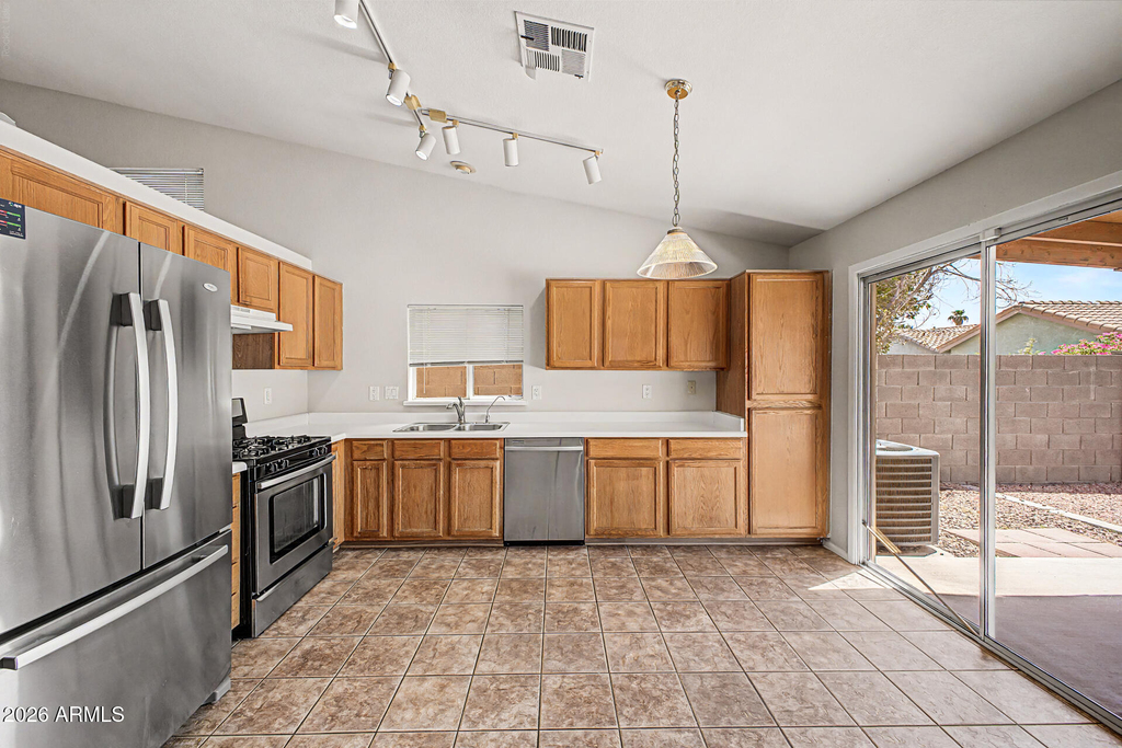 9969 W Mackenzie Drive - Photo 4
