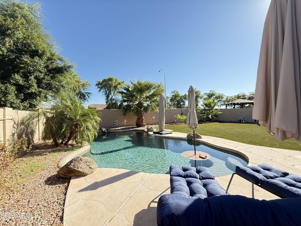 757 W Aloe Place - Photo 25