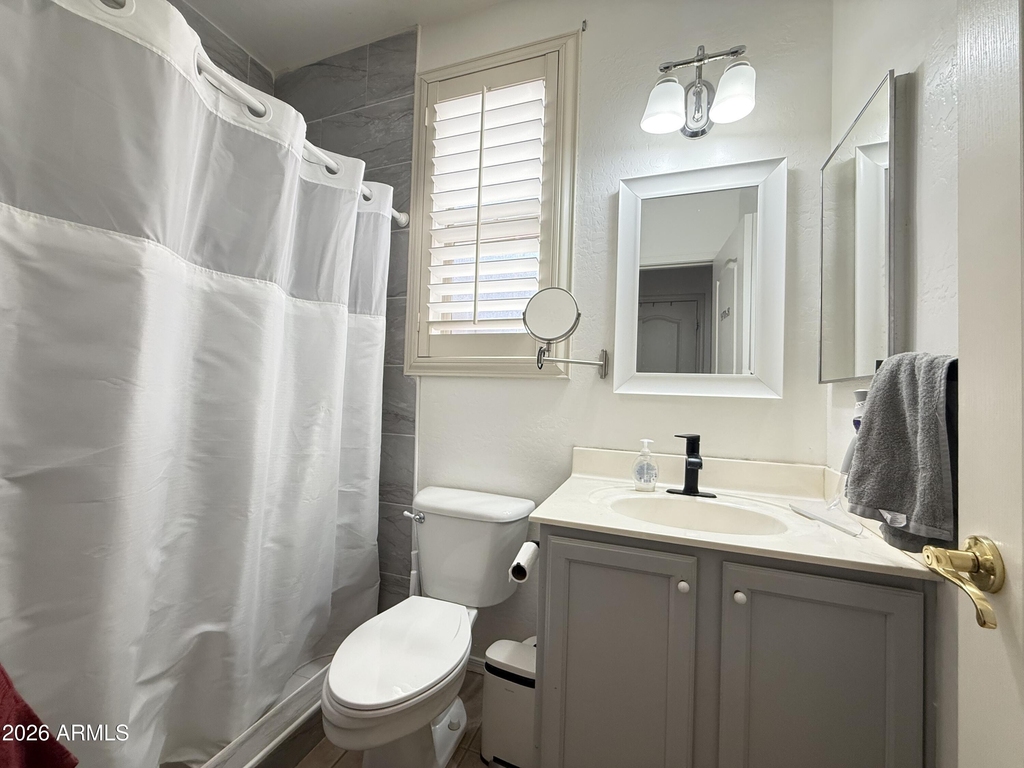 757 W Aloe Place - Photo 21