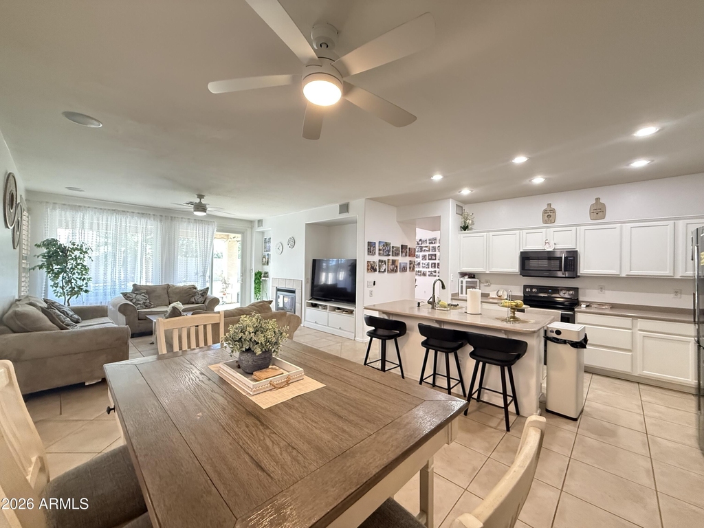 757 W Aloe Place - Photo 7