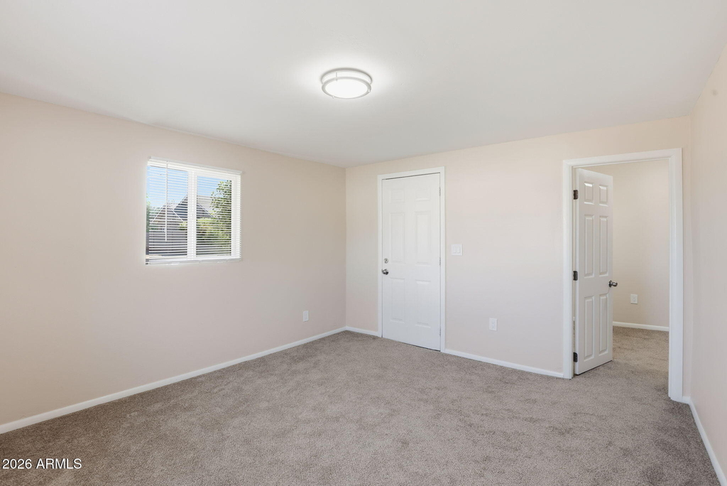 830 N 10th Avenue - Photo 4
