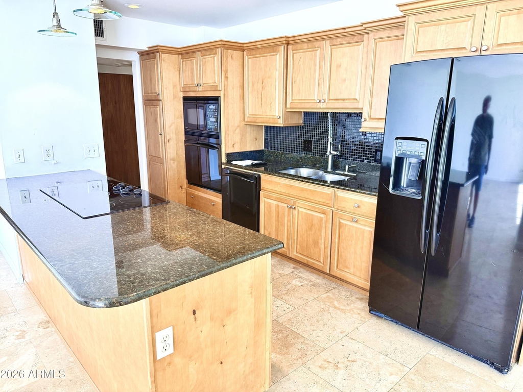 207 W Clarendon Avenue - Photo 1