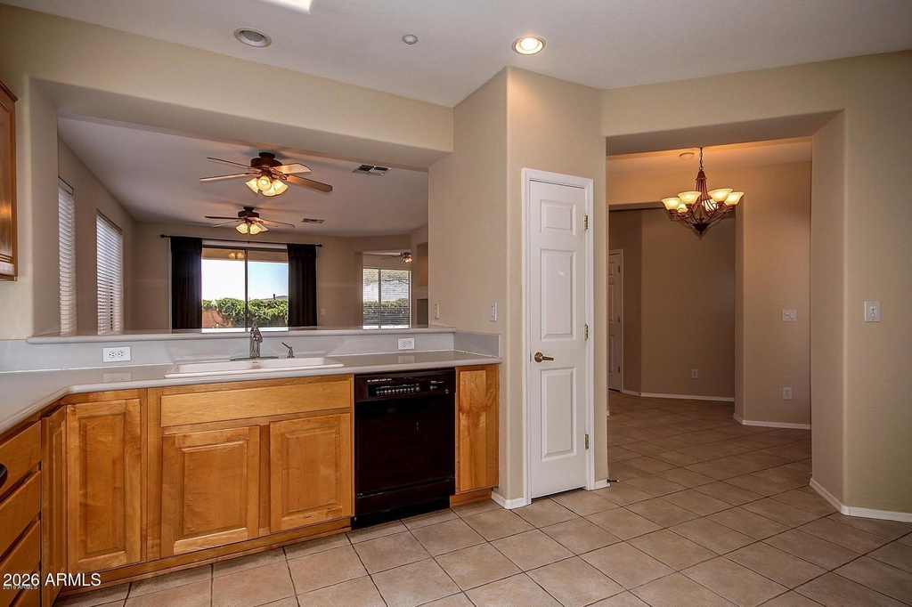 2461 W Muirfield Drive - Photo 8