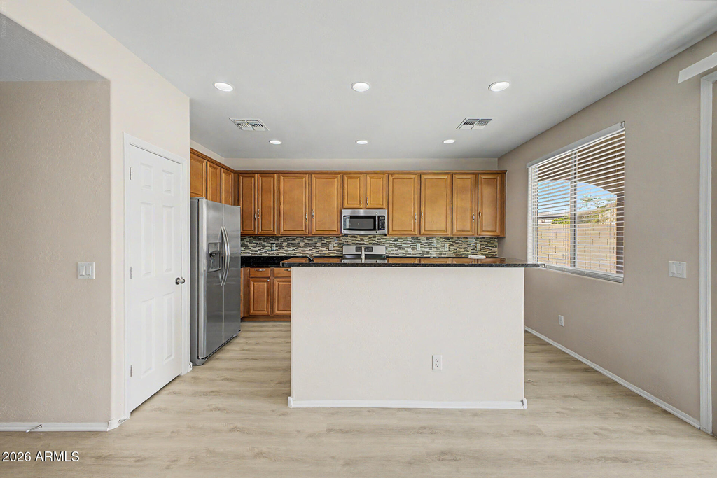 955 E Euclid Avenue - Photo 11