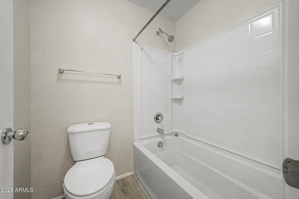 955 E Euclid Avenue - Photo 33