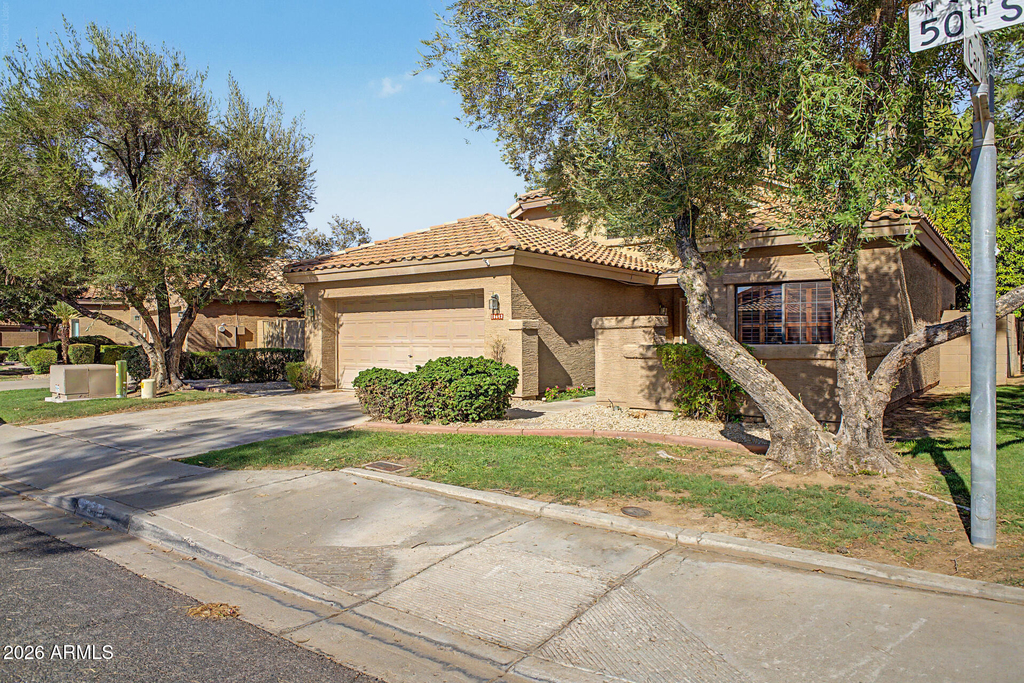 15643 N 50th Street - Photo 0