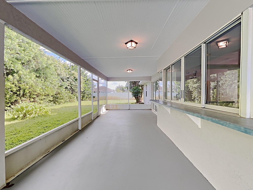 4215 Sw Jarmer Road - Photo 17