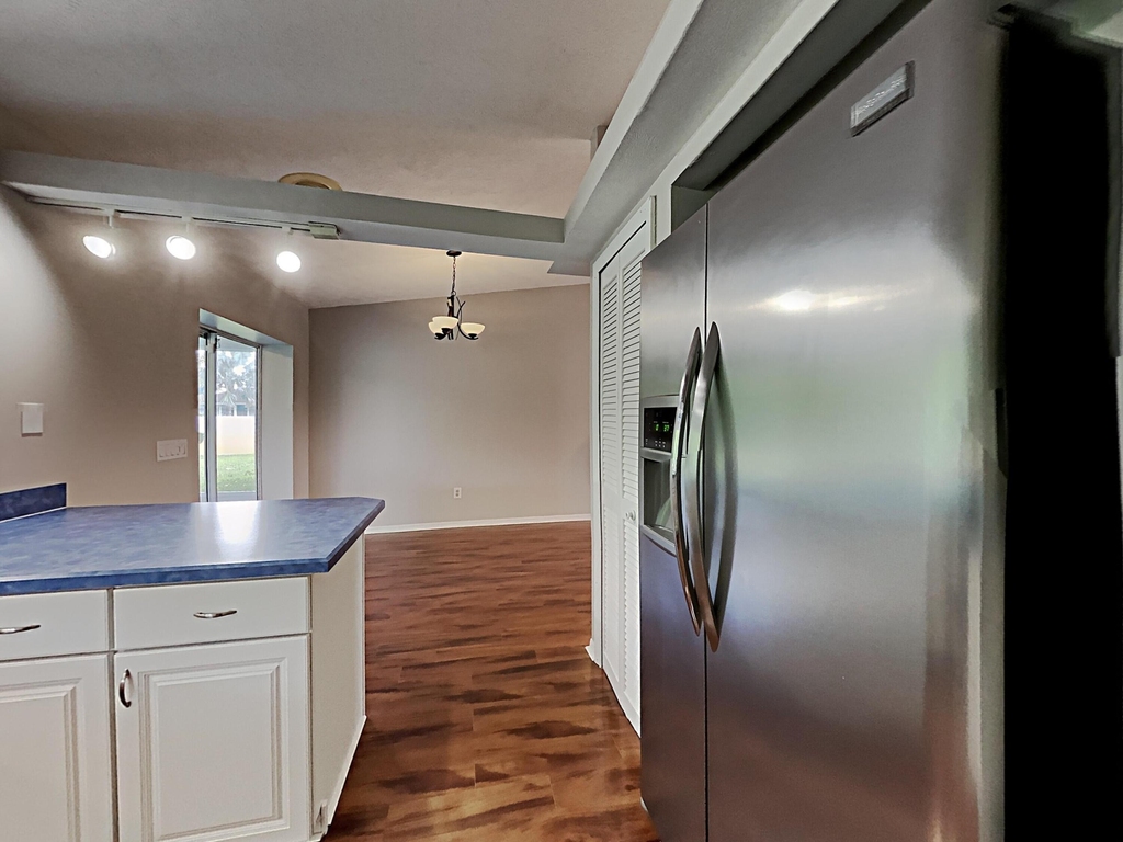 4215 Sw Jarmer Road - Photo 14
