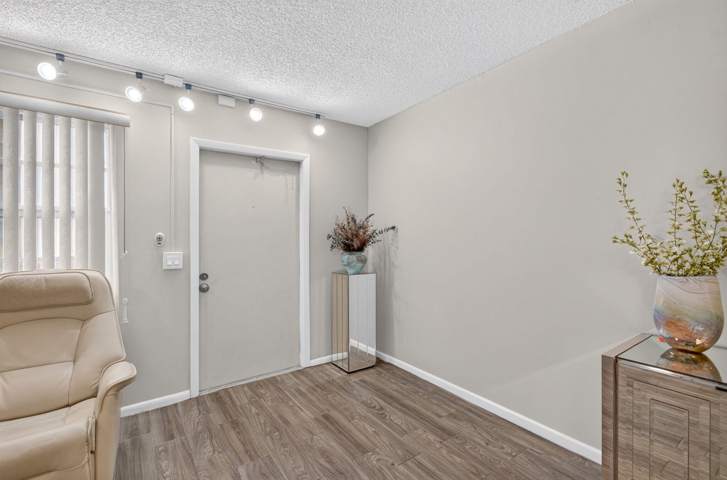 3030 Wolverton B - Photo 1