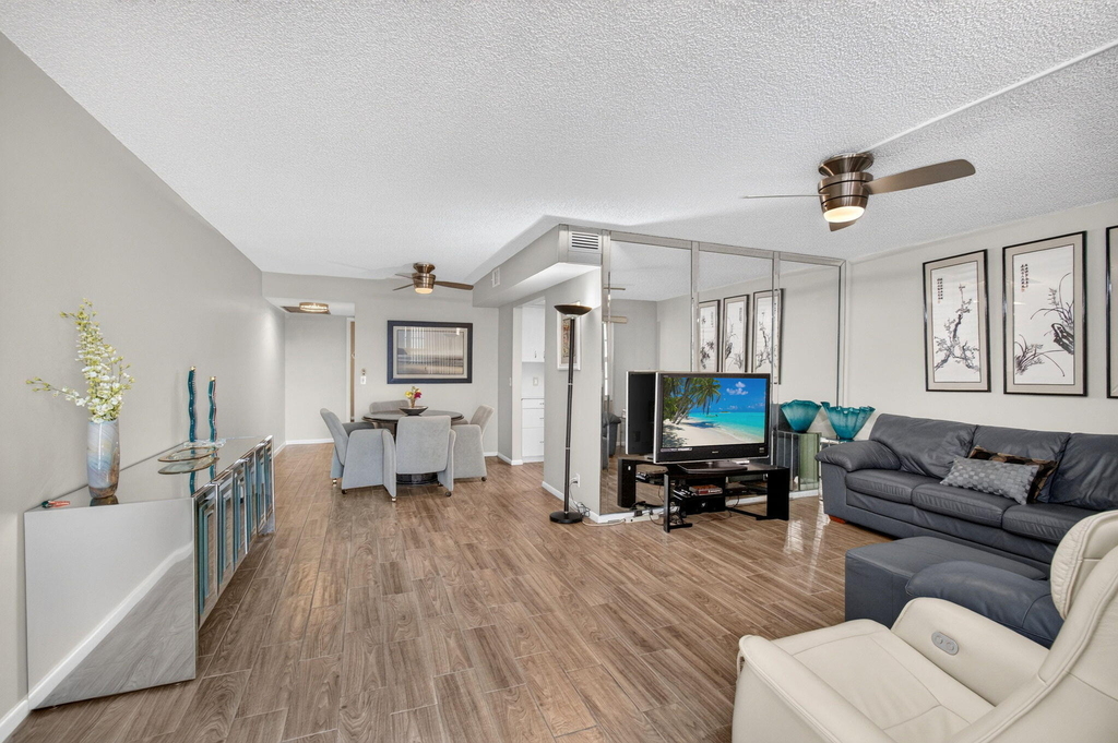 3030 Wolverton B - Photo 0