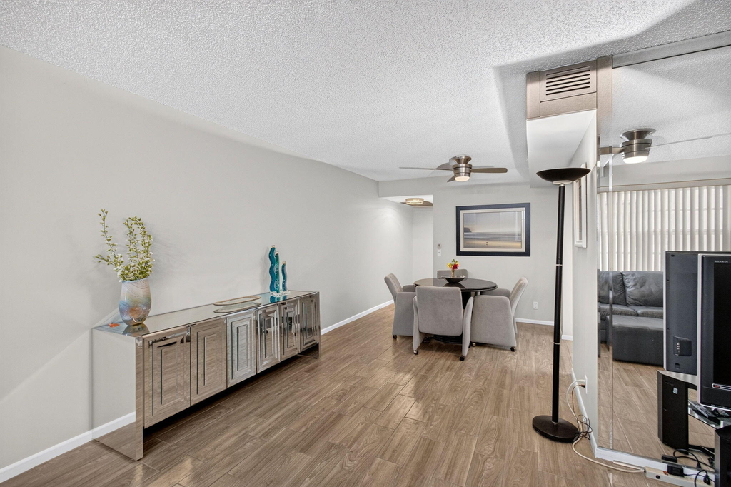 3030 Wolverton B - Photo 8