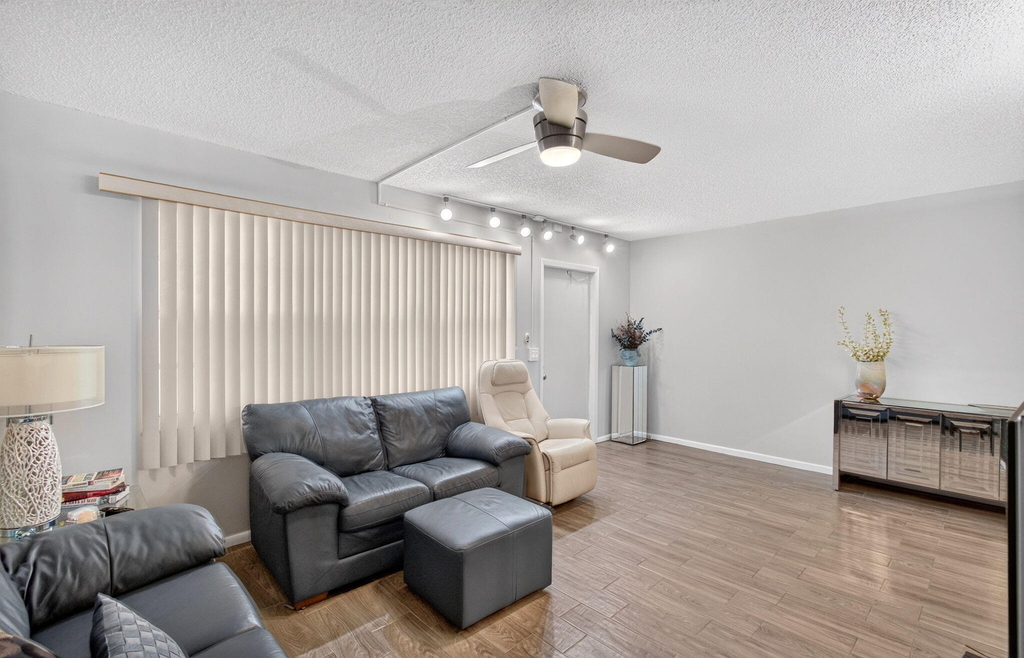3030 Wolverton B - Photo 6