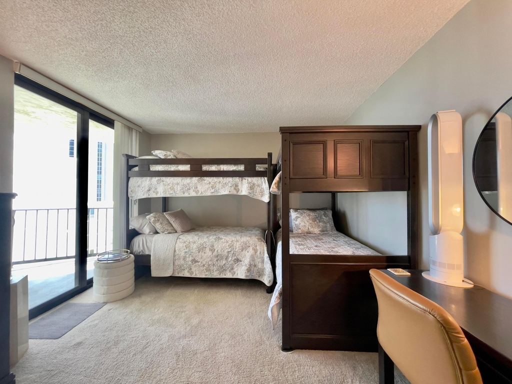 5420 N Ocean Avenue - Photo 18