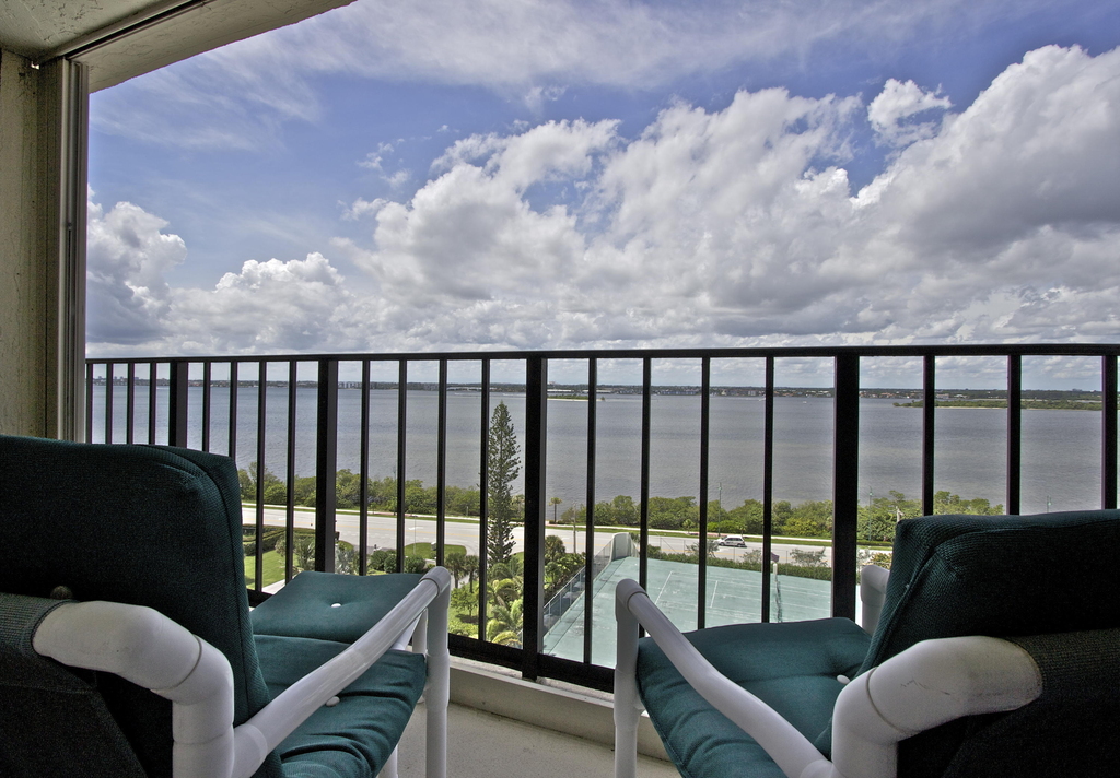 5420 N Ocean Avenue - Photo 36
