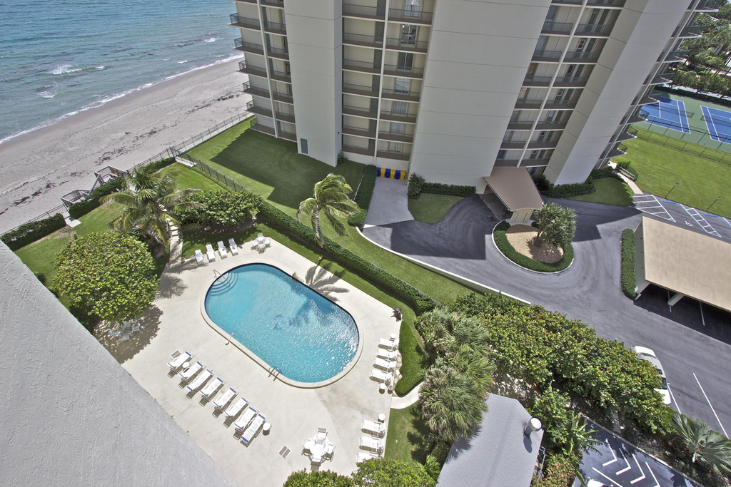 5420 N Ocean Avenue - Photo 7