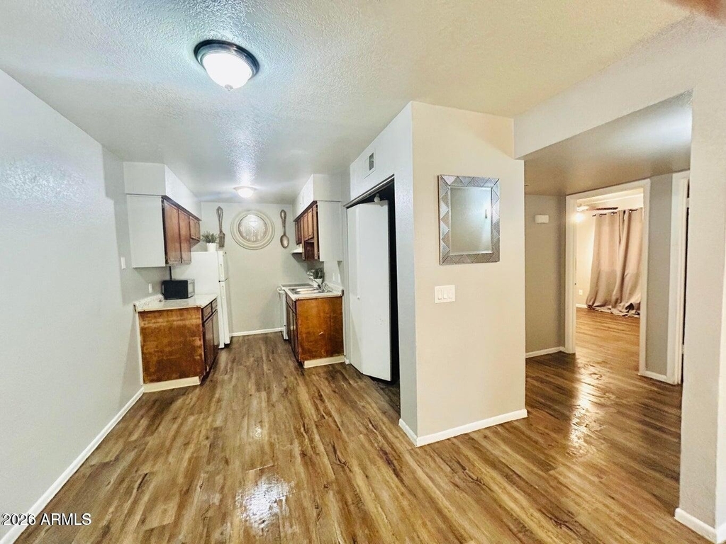240 S Doran -- - Photo 1