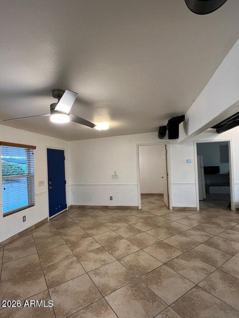 1613 W Mountain View Road - Photo 1