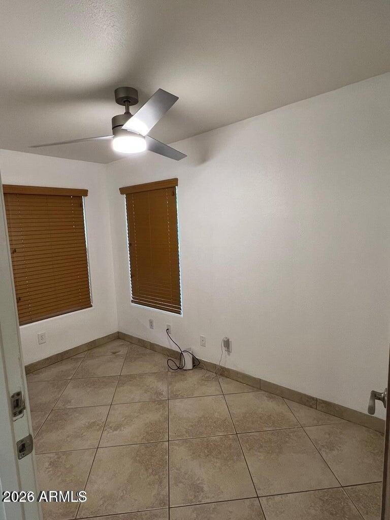 1613 W Mountain View Road - Photo 12