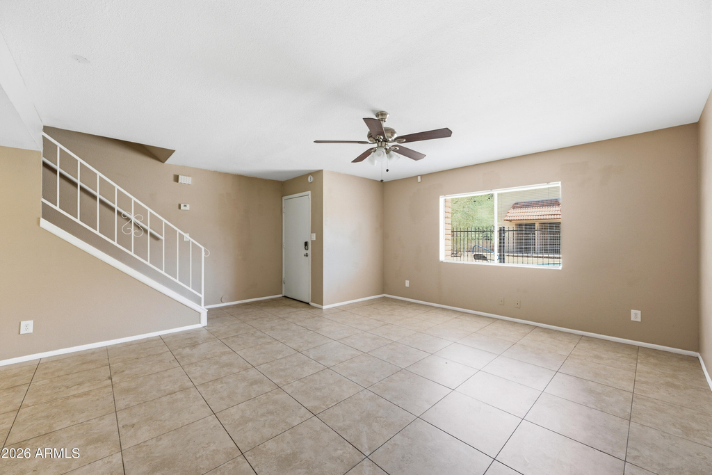 10411 N 11th Avenue - Photo 3