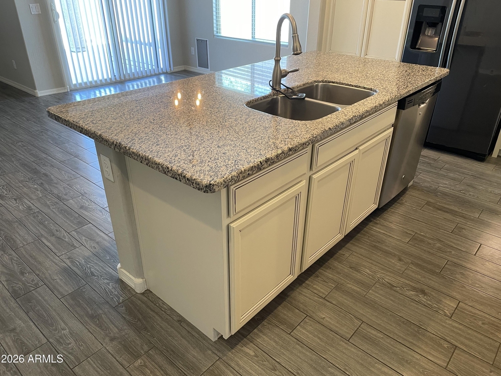 16500 N 181st Avenue - Photo 8