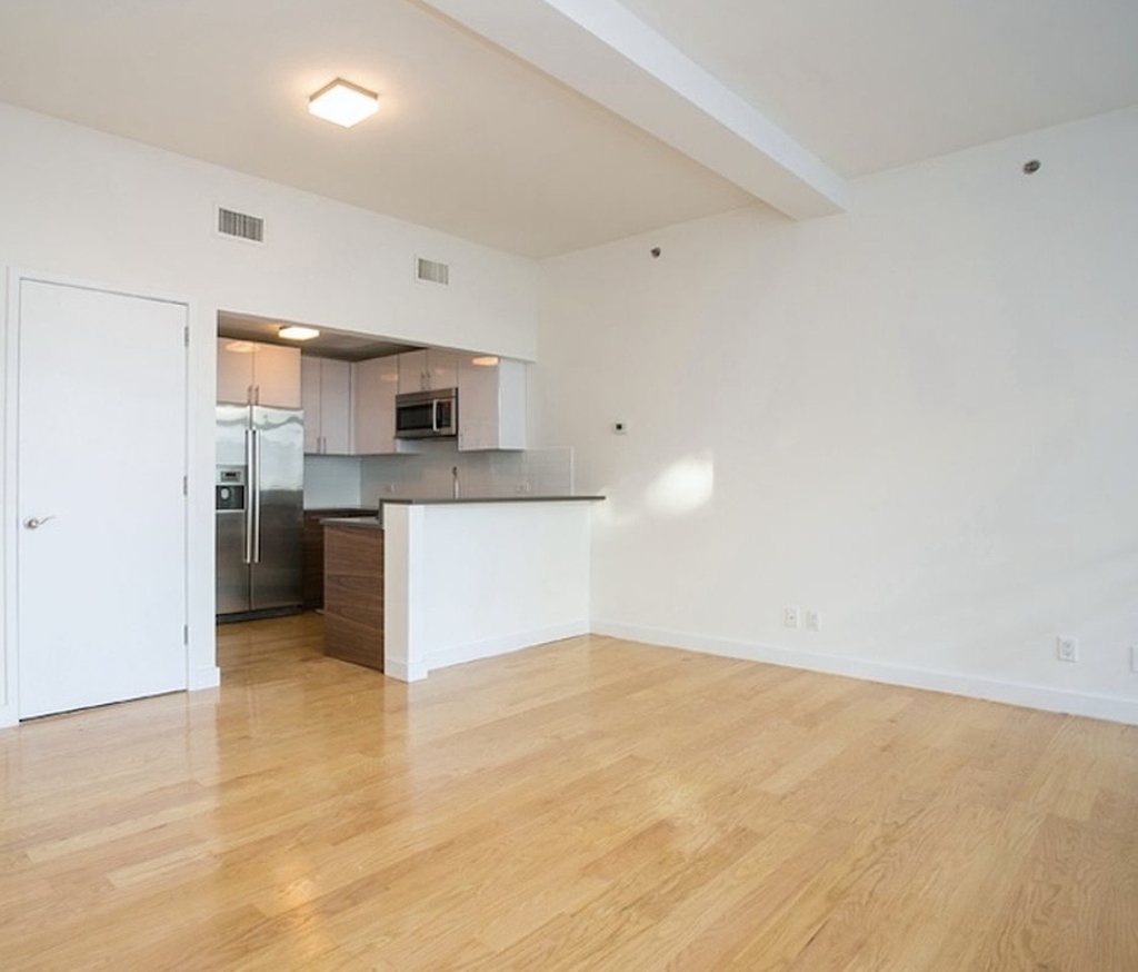 269 Kingsland Avenue - Photo 0