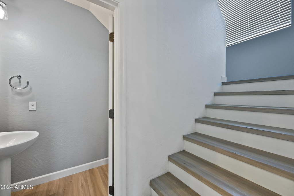 11563 W Jackson Street - Photo 12