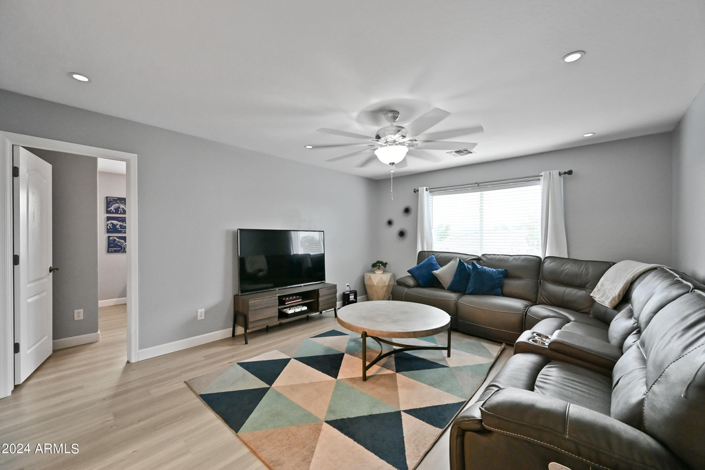 11563 W Jackson Street - Photo 19