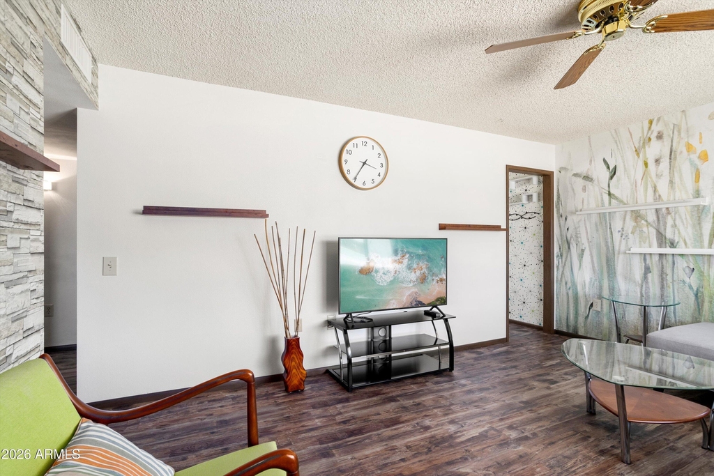 12543 W Parkwood Drive - Photo 3