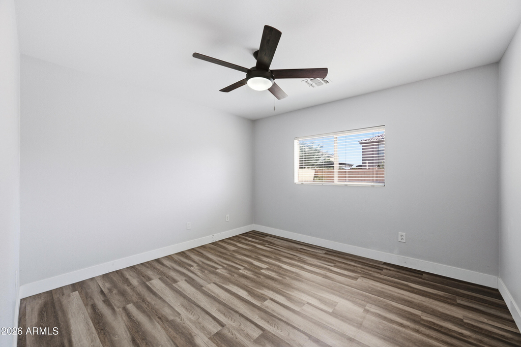 10617 W Daley Lane - Photo 14