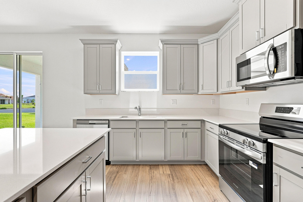 3202 Spanish Cedar Place - Photo 2