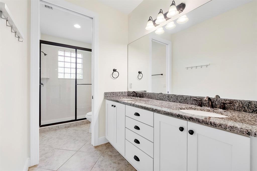 8050 Nw 121st - Photo 12