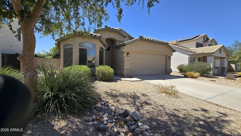 15857 W Moreland Street - Photo 2