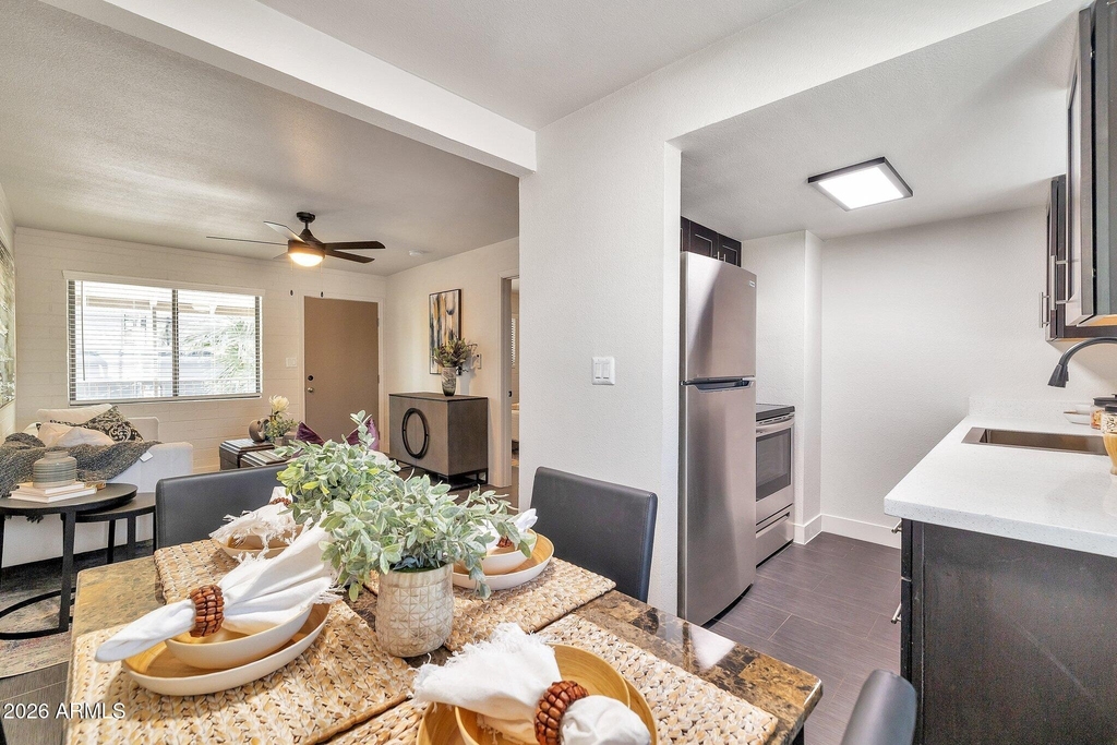 1827 E Lemon Street - Photo 10