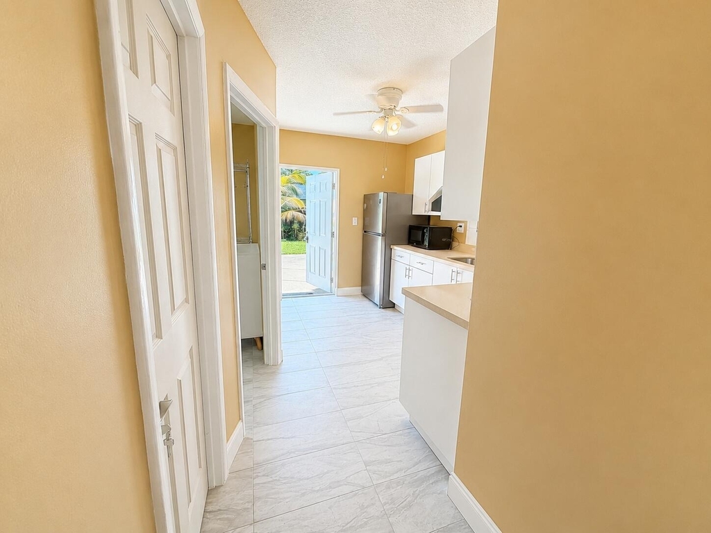 6308 Sw 25th Street - Photo 1