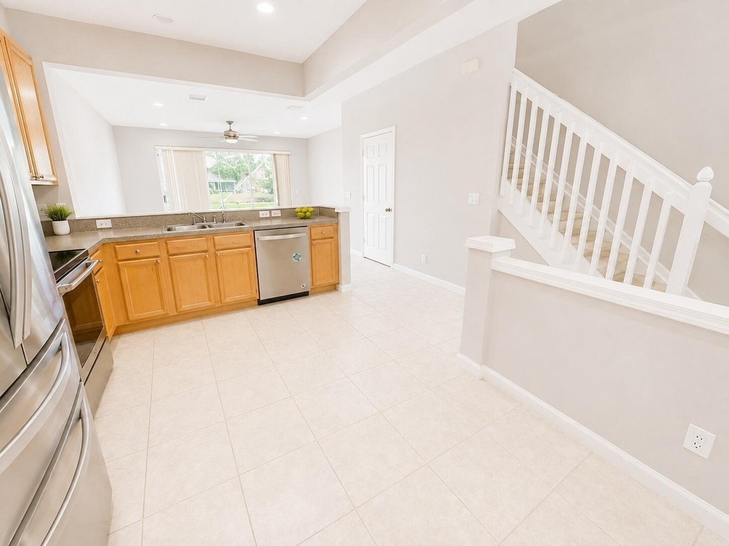 1083 Woodfield Road - Photo 8