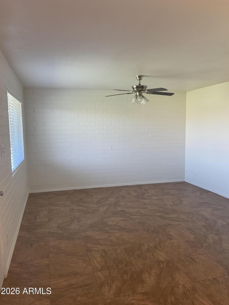 7001 E Wilshire Drive - Photo 3
