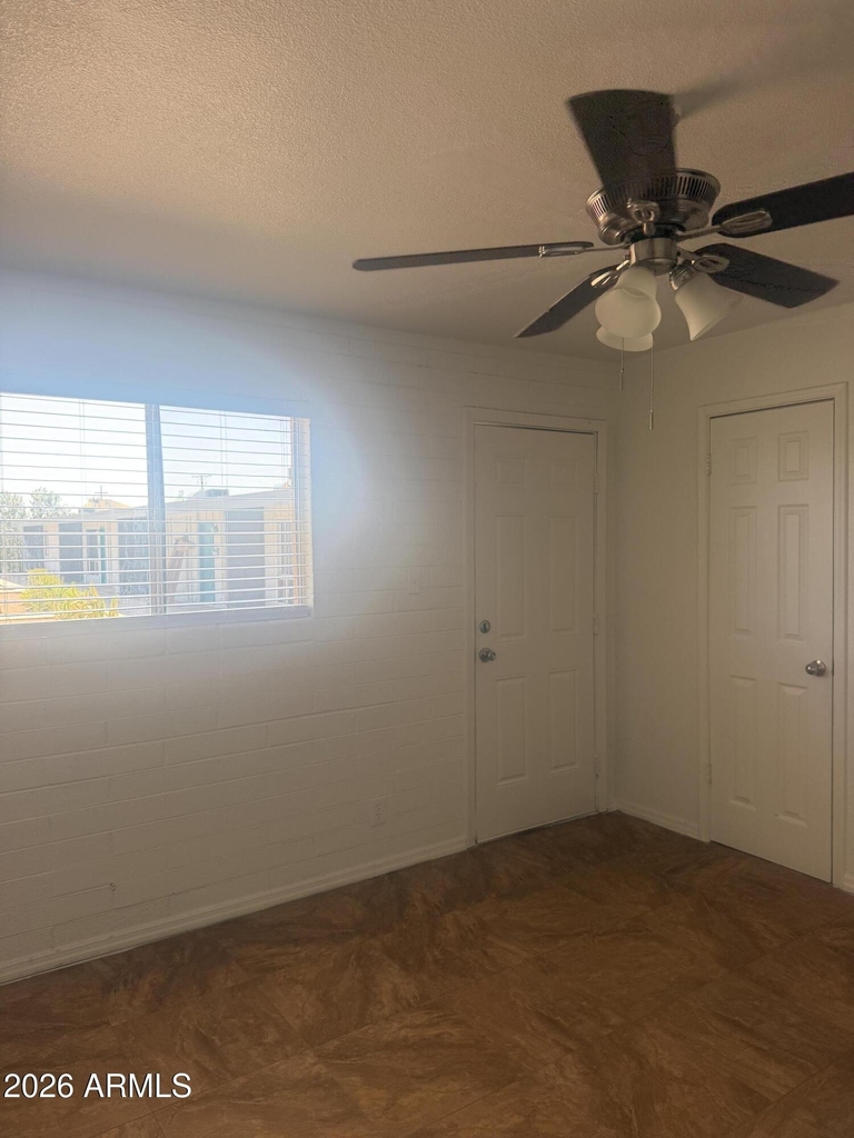 7001 E Wilshire Drive - Photo 9