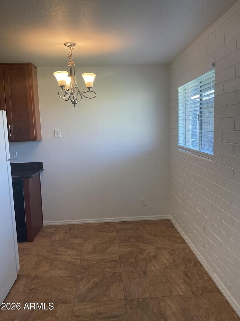 7001 E Wilshire Drive - Photo 6