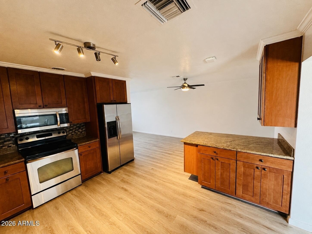 4038 N 81st Street - Photo 7