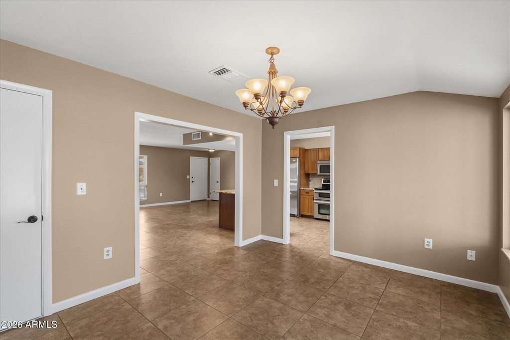 10317 W Floriade Drive - Photo 11
