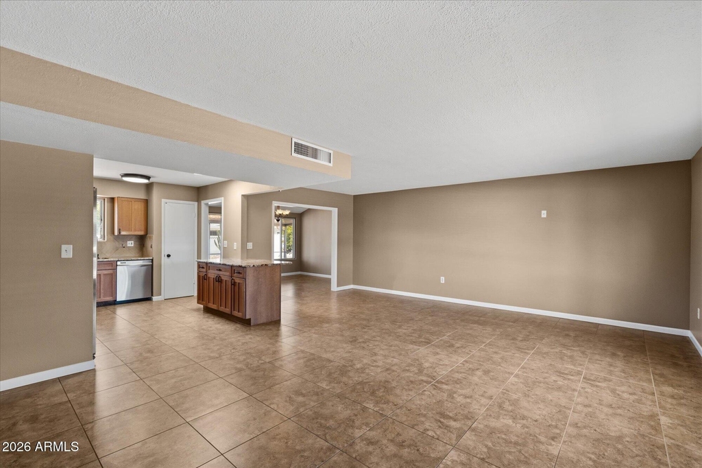 10317 W Floriade Drive - Photo 4